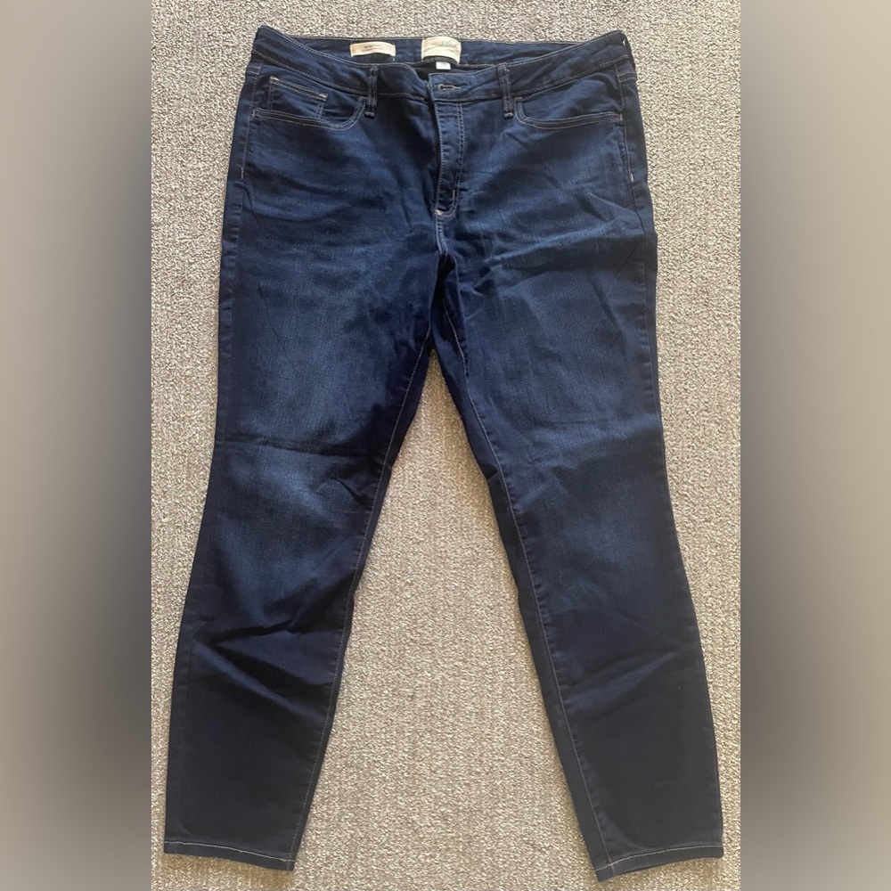 Universal Thread Women's Blue Jeans size 14R